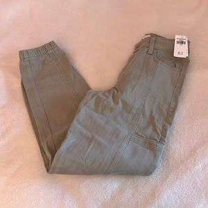 Abacrombie Kids Girls cargo pants